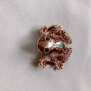 Vintage (1980’s) St John frog pin